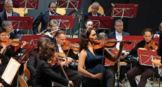 Die  Thringen Philharmonie Gotha mit Violin-Solistin Yuki Manuela Janke   | Foto: Roswitha Frey