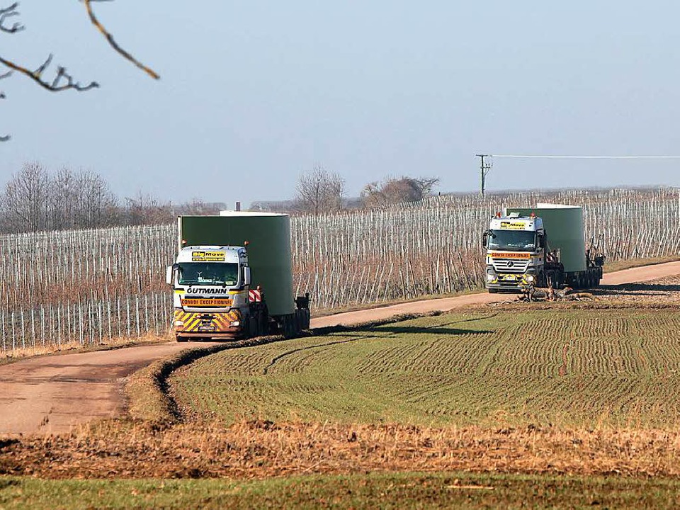 Schwertransporte fr den Windpark in Diersburg  | Foto: Christoph Breithaupt