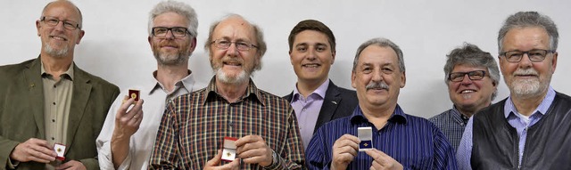Die Geehrten: Wolfgang Hilla, Lutz Fri...e und Karl-Theo Binninger (von links)  | Foto: Moritz Lehmann