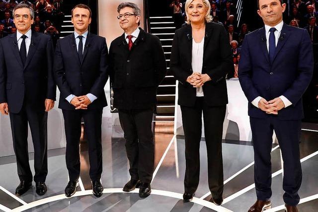 Macron fhrt - Ermittlungen gegen Fillon ausgeweitet