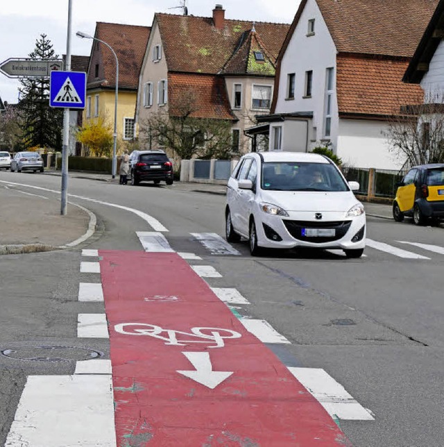 Mehr Radschutzstreifen wie in der Hardtstrae fordert die IG Velo.  | Foto: Ingrid Bhm-Jacob