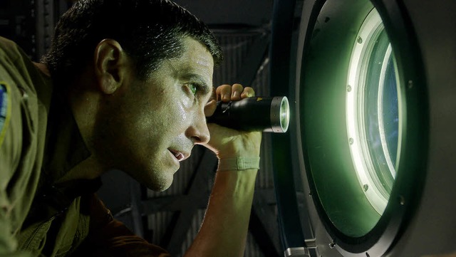 Mediziner David (Jake Gyllenhaal) hat die Kreatur vom Mars im Visier.  | Foto: Sony