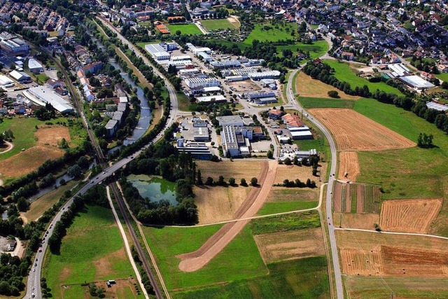 Das geplante Gewerbegebiet Entenbad mi...lche rechts wird neuer Klinikstandort  | Foto: Erich Meyer