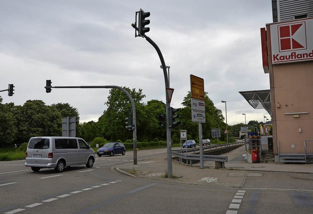 Dumm oder zu intelligent? Ampeln an der Umfahrung.   | Foto: Walser