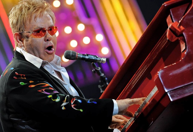 Elton John 2008 bei einem Auftritt in Mnchen   | Foto: dpa