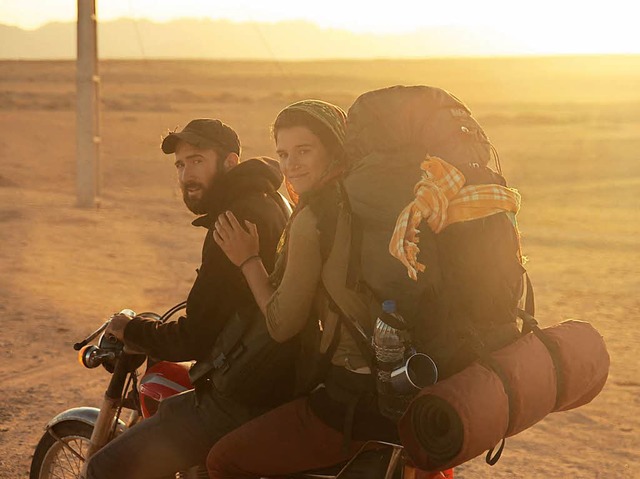 Auf dem Motorrad durch die iranische W...ier und Gwen Weisser im Dezember 2013.  | Foto: Gwen Weisser