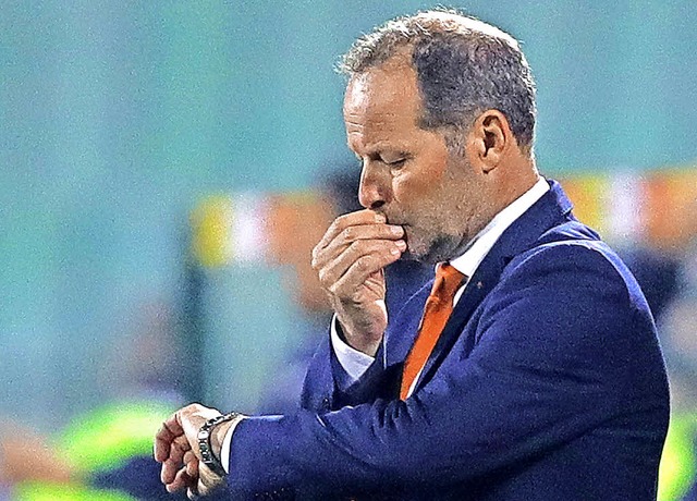 Die Zeit als Nationaltrainer ist abgelaufen: Danny Blind  | Foto: dpa