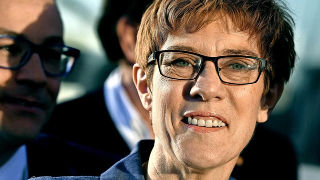 Ministerprsidentin Annegret Kramp-Kar...n Sieg fr die CDU im Saarland geholt.  | Foto: dpa