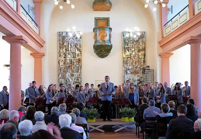 Mit ausdrucksstarken Klangbildern hint...Kirche einen hervorragenden Eindruck.   | Foto: Bronner