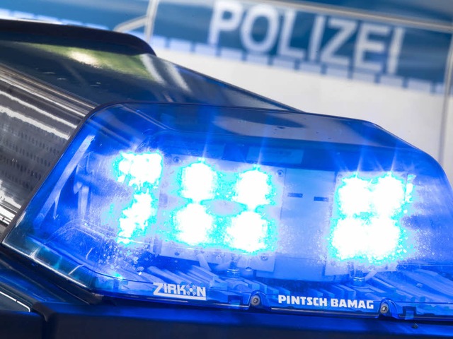 Mehrere Menschen gefhrdet: Autofahrer...chtlingsunterkunft in der Schildgasse.  | Foto: dpa