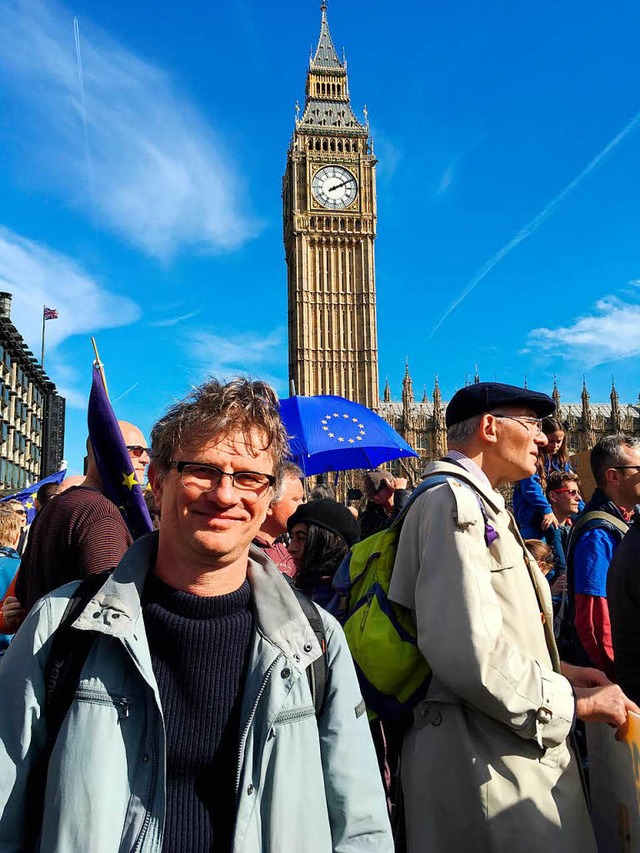 Bei der Demo fr den Verbleib in der E... dem Palast von Westminster in London.  | Foto: Claudia Turowski