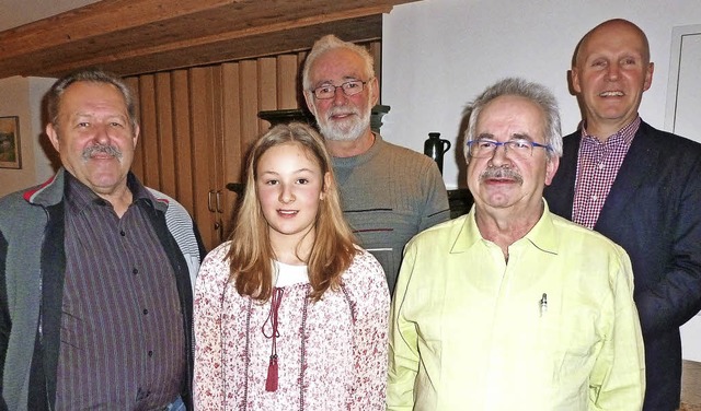 Die Zchter Dieter und Lea Richter sow...zender Willi Hartenbach gratulierten.   | Foto: Eberhard GroSS