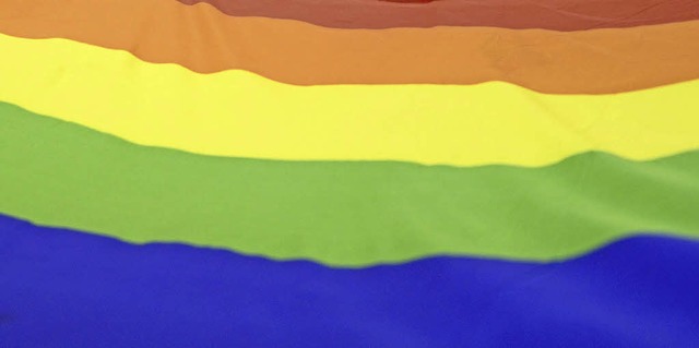 Die Regenbogenflagge ist ein Symbol fr sexuelle Vielfalt.   | Foto: Ingo SChneider