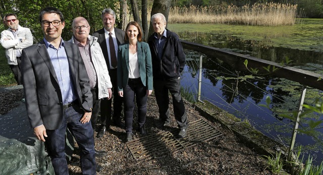 Staatssekretr Andre Baumann (links) v...n Petters, Sandra Boser und Udo Baum.   | Foto: Christoph Breithaupt