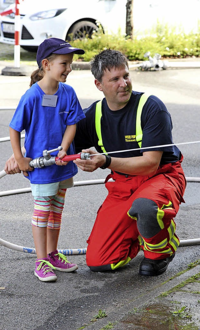 Traditionell ist Hasels Feuerwehr beim...r Bild stammt aber aus dem Jahr 2014.   | Foto: Archivbild: ZVG