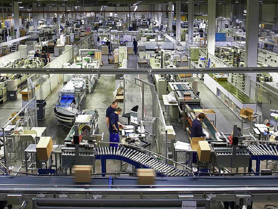 Faller kämpft gegen Umsatz und Gewinnrückgänge und spart