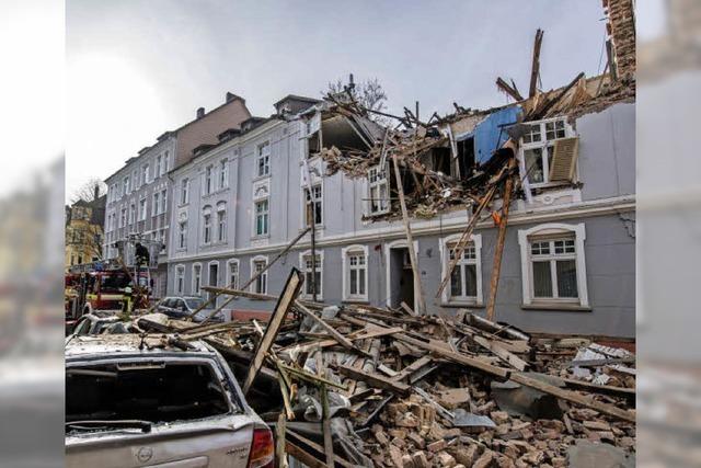 Explosion zerstrt komplettes Wohnhaus
