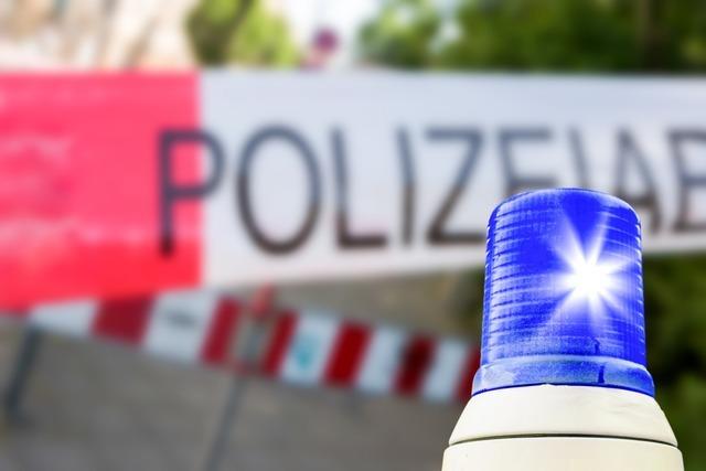 Polizeieinsatz in Littenweiler: Mann wirft Sachen von Balkon