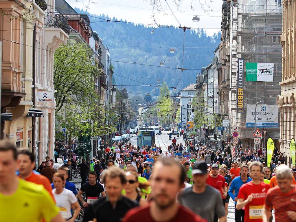 Impressionen vom 14. Freiburg-Marathon am 2. April 2017