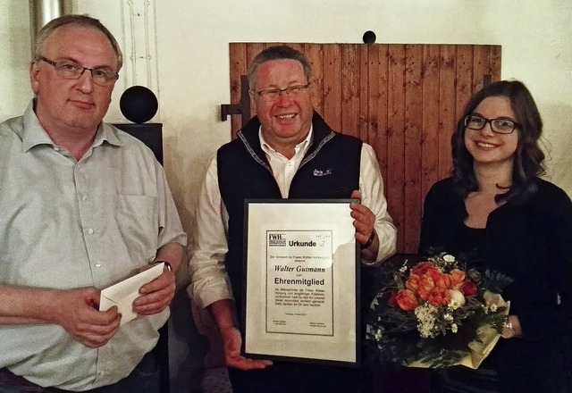 Walter Gutmann ist neues Ehrenmitglied... Stellvertreterin  Teresa Mnchenbach   | Foto: Frank Leonhardt
