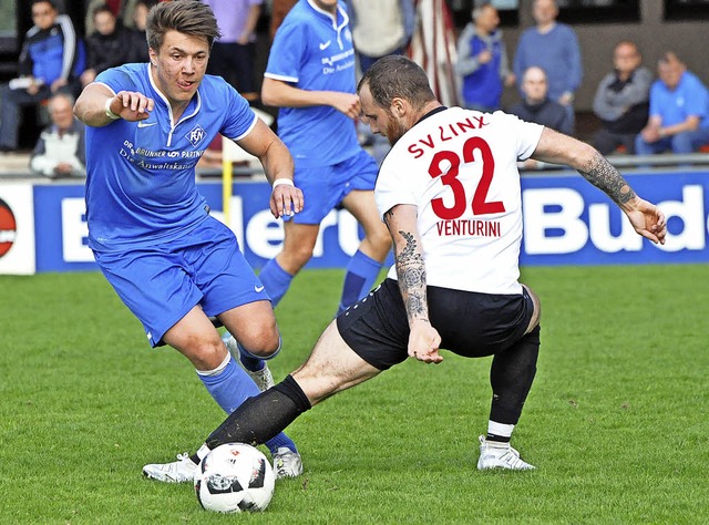 Fast htte der FC Neustadt die Linxer ...n die Blauen zahlreiche gute Chancen.   | Foto: Bernd Seger