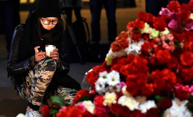 Trauer in St. Petersburg nach dem Anschlag mit elf Toten  | Foto: dpa
