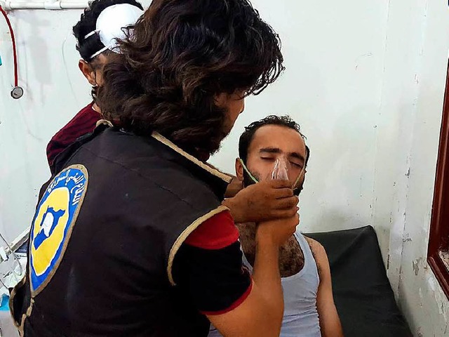 Ein Weihelm aus Syrien im Einsatz (Ar...sgehalt kann nicht berprft werden. )  | Foto: dpa