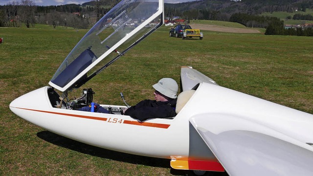 Der Start in die Segelflugsaison began...gruppe Sckingen, kurz vor dem Start.   | Foto: Hanspeter Bhler