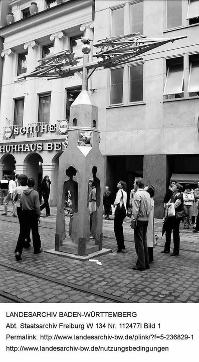 Das Mahnmal von Jürgen Goertz kam bald... und in Stuttgart und Berlin zu Ehren.  | Foto:  Landesarchiv Baden-Württemberg, Willy Pragher