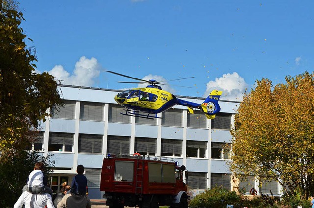 Am 18. Oktober flog ein Rettungshubsch...verletzte Opfer in eine Basler Klinik.  | Foto: Verena Pichler