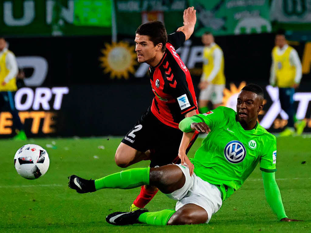 Zunchst schien Freiburg mit einem 0:0 zufrieden. Doch als Petersen ins Spiel kam, roch es nach einem SC-Tor. Dieses fiel in der 78. Minute und blieb das einzige des Tages.