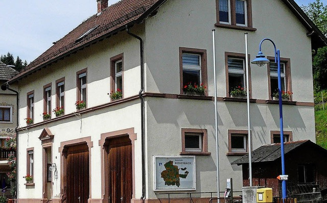 So sah es aus, das (inzwischen abgeris...henende das neue  Rathaus eingeweiht.   | Foto: Eberhard Weiss