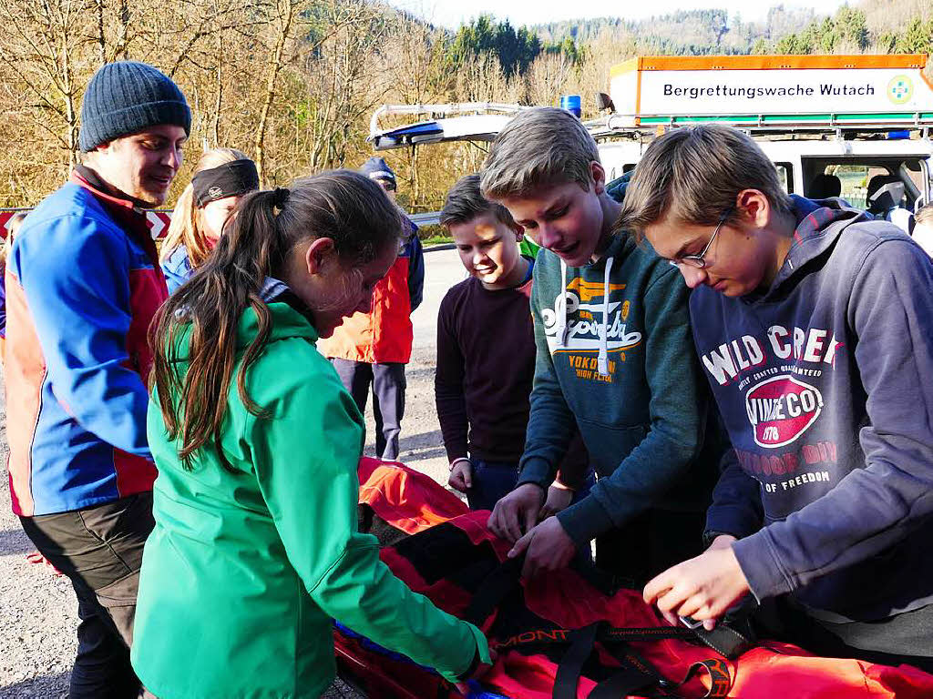 Jede Menge zu entdecken gibt es in der Wutachschlucht bei Ewattingen. Mitarbeiter der vier komobile des Landes, Wutachranger Martin Schwenninger und die Ehrenamtlichen der Bergwacht und des DRK waren mit von der Partie.