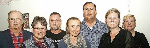Rolf Erbsland, Nicole Ritter, Ralph M...den Vorstand des Akkordeonorchesters.   | Foto: Indri-Werner