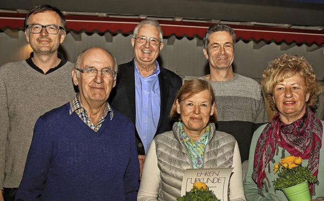 Geehrte und Neue im Vorstand des TC Et...twngler und  Christine Hofmann-Jung.   | Foto: S. Decoux-Kone