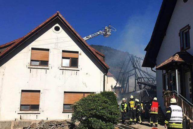 160.000 Euro Schaden bei Carport- und Scheunenbrand in Kappelrodeck