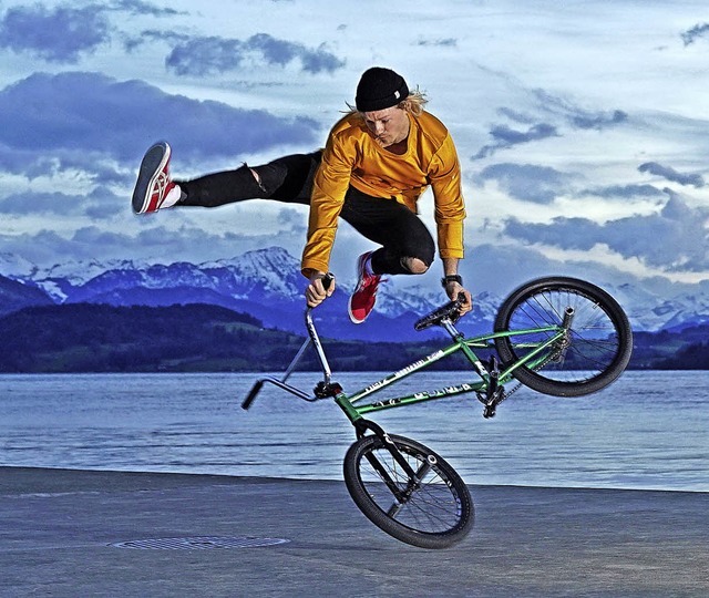 Tanz mit dem Rad: BMX-Artist Chris Bhm   | Foto: ben bott