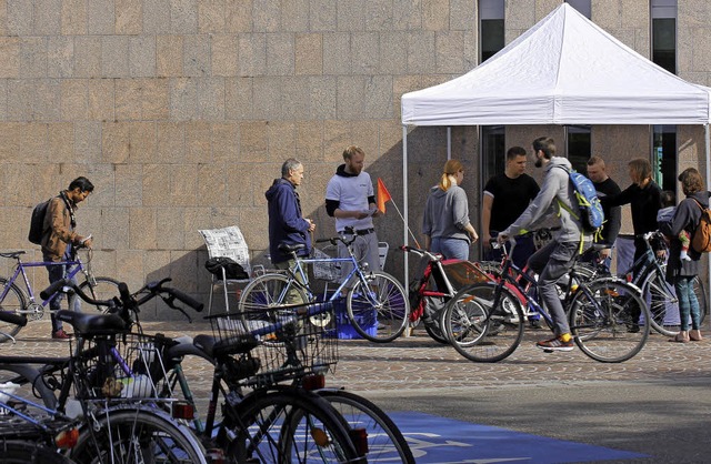 Weil die Freiburger sich so abstrampel...das Rathaus mit einem Serviceangebot.   | Foto: Stadt Freiburg