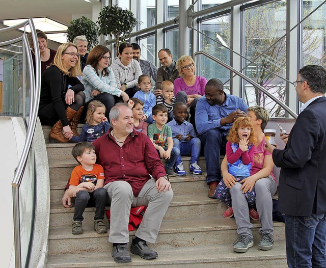 Kinder besuchen ihre Eltern bei Endres...indern, woran Mama und Papa  arbeiten.  | Foto: ZVG