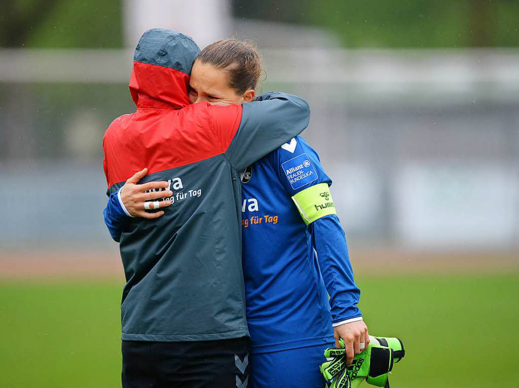 Die Fuballerinnen des SC Freiburg scheitern wieder im Pokal Halbfinale