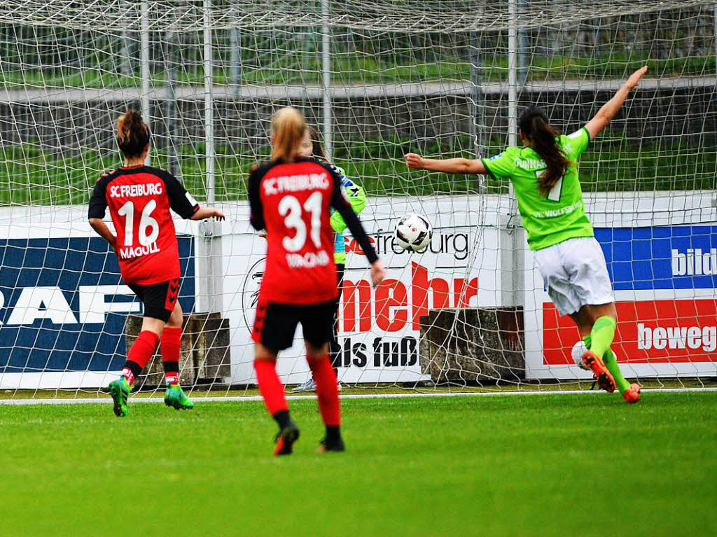 Die Fuballerinnen des SC Freiburg scheitern wieder im Pokal Halbfinale