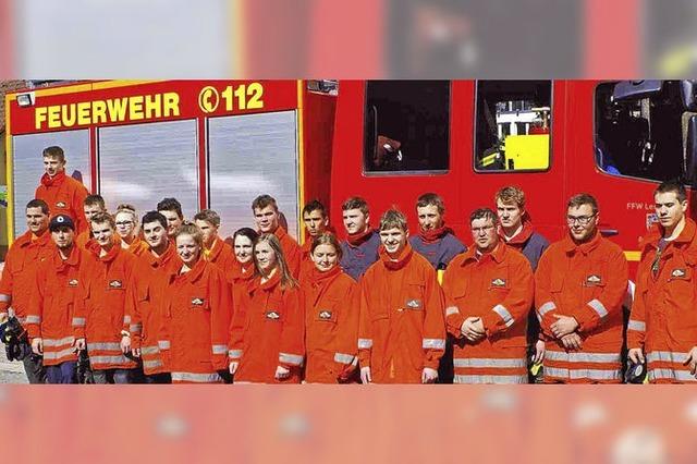22 neue Feuerwehrleute fit fr den Dienst
