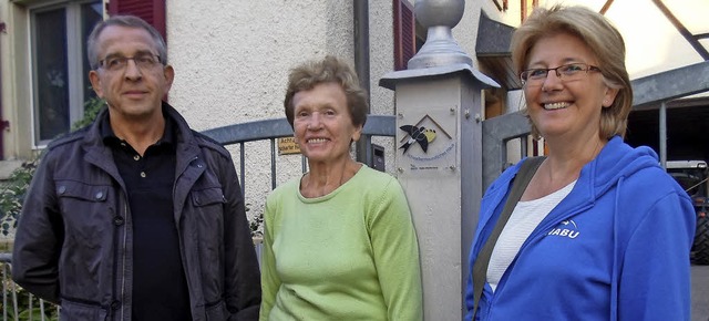 Einsatz fr Schwalben (von links): Nor...d Christine Hercher vom Nabu Sdbaden   | Foto: Nabu