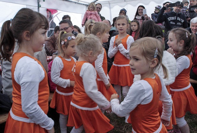 Die Mdchen der Tanzgruppe von Paulina...gnung  in Oberhof am Montagnachmittag.  | Foto: Jrn Kerckhoff