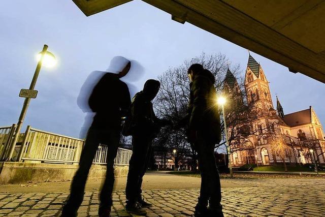 Asylbewerber als V-Leute in Freiburg: Aufenthaltserlaubnis gegen Spitzeldienste?