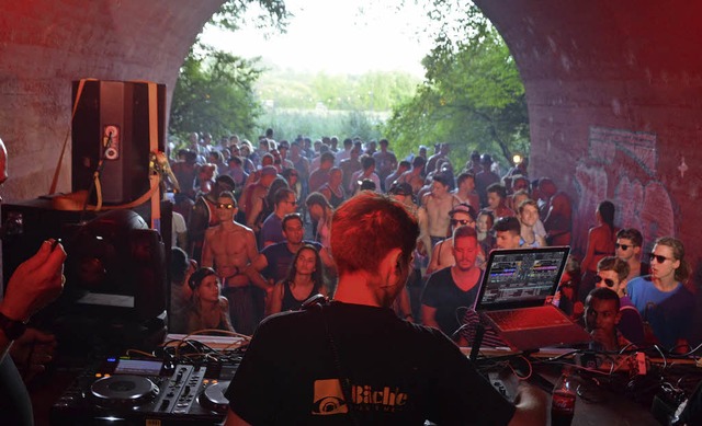 Das Elektromusik-Festival Grenzenlos h...rgarten inzwischen eine feste Bleibe.   | Foto: Senf