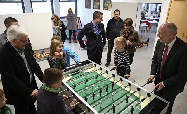 Anfang 2016 wurde die Aula der Grundsc...nn dann wre das Land in der Pflicht.   | Foto: Christoph Breithaupt