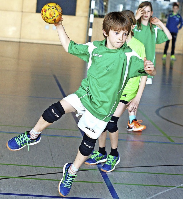 Viel Einsatz  gab&#8217;s bei der Mini-Handball-WM in Heitersheim.    | Foto: Antja Matschenz