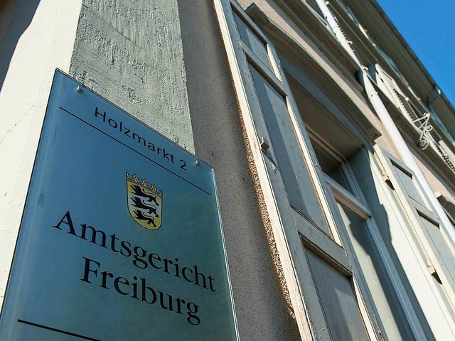 Am Amtsgericht Freiburg arbeiten 42 Richterinnen und Richter.  | Foto: dpa