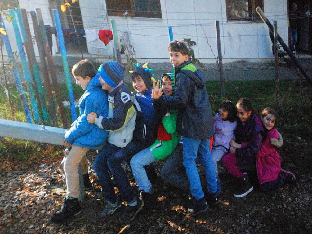 Szene des Making-of:  Besuch in der  Gemeinschaftsunterkunft in Rheinfelden